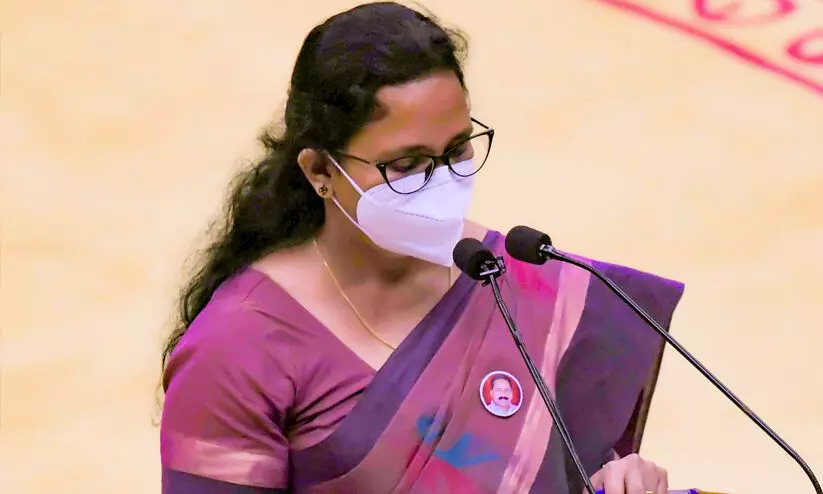 കെ.കെ. രമയുടെ കാര്യത്തിൽ ചട്ടലംഘനം പരിശോധിക്കും കെ.കെ. രമയുടെ കാര്യത്തിൽ ചട്ടലംഘനം പരിശോധിക്കും