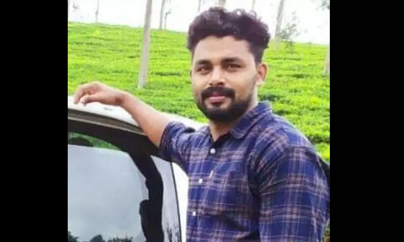 വൈദ്യുതാഘാതമേറ്റ് യുവാവ് മരിച്ചു