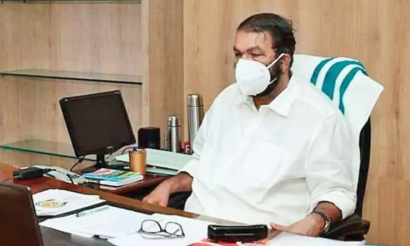 പ്ലസ് വൺ: മലപ്പുറമടക്കം ചില ജില്ലകളില്‍ 26481 സീറ്റ്​ കുറവെന്ന് മന്ത്രി ശിവന്‍കുട്ടി; കണക്ക്​ തെറ്റെന്ന്​ ഡോ. എം.കെ. മുനീർ