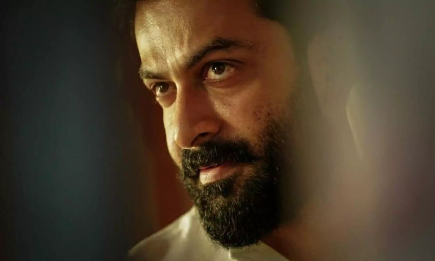 നട്ടെല്ല് ഉള്ളവന് നിലപാടുകളും ഉണ്ടാകും; പൃഥ്വിരാജിനെതിരെയുള്ള സംഘ്​പരിവാർ അധിക്ഷേപങ്ങളിൽ പ്രതിഷേധവുമായി എൽ.ഡി.എഫും യു.ഡി.എഫും