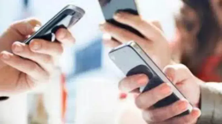 കോവിഡ് പ്രതിരോധ ഗ്രൂപ്പിൽ അശ്ലീല വിഡിയോ; പൊലീസ്​ കേസെടുത്തു