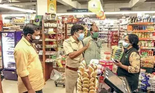 മാസ്കിന് വില കൂട്ടിയാൽ നടപടി മസ്്റ്റ്