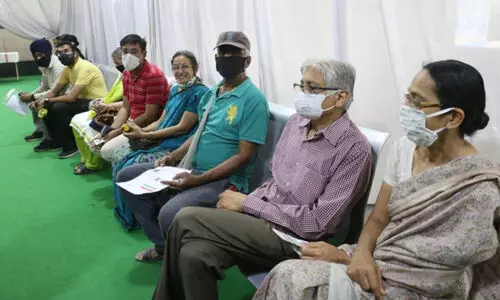 വയോജനങ്ങൾക്കും ഭിന്നശേഷിക്കാർക്കും വാക്സിനേഷൻ വീടിനടുത്ത്​; മാർഗനിർദേശങ്ങളുമായി കേന്ദ്രം