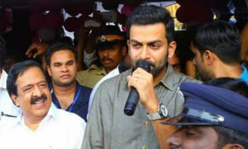 പൃഥ്വിരാജിന്​ എതിരെയുള്ള സംഘ്​ പരിവാർ ആക്രമണം അപലപനീയം -ചെന്നിത്തല