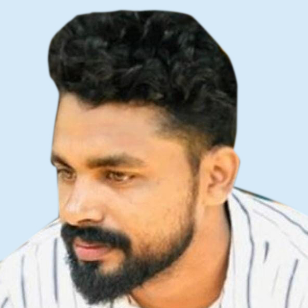 വൈദ്യുതാഘാതമേറ്റ് മരിച്ചു വൈദ്യുതാഘാതമേറ്റ് മരിച്ചു