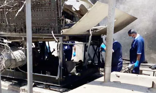 ഷാ​ർ​ജ​യി​ൽ എ.​സി യൂ​നി​റ്റ് പൊ​ട്ടി​ത്തെ​റി​ ഒ​രാ​ൾ മ​രി​ച്ചു,   ര​ണ്ടു​പേ​ർ​ക്ക് പ​രി​ക്ക്