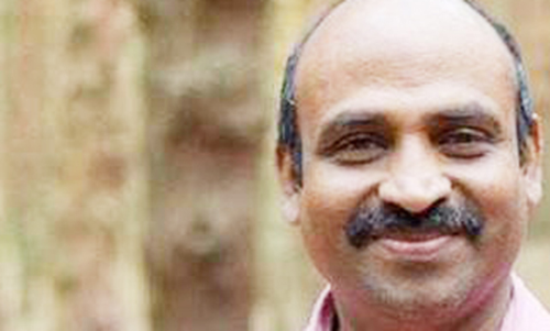 മു​​ന്‍ പ്ര​​വാ​​സി നാ​​ട്ടി​​ല്‍ നി​​ര്യാ​​ത​​നാ​​യി