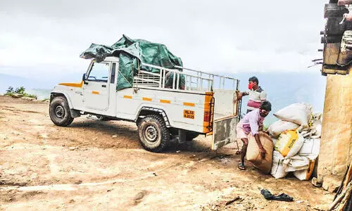 വിദൂര ആദിവാസിക്കുടികളിലും കോവിഡ്