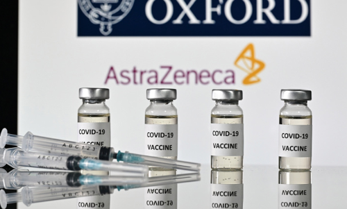 കോവിഷീൽഡും ആസ്​ട്രസെനകയും ഒന്നെന്ന് വിദേശരാജ്യങ്ങളെ ബോധ്യപ്പെടുത്തൂ
