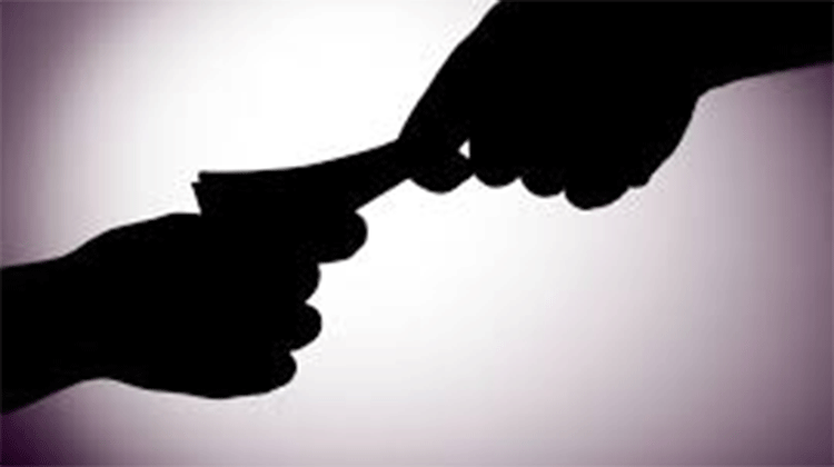 കൈ​ക്കൂ​ലി, അ​ഴി​മ​തി കേ​സ്​: നി​ര​വ​ധി പേ​ർ​ക്കെ​തി​രെ വി​ധി​ക​ൾ പു​റ​പ്പെ​ടു​വി​ച്ചു