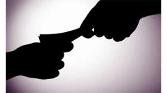 കൈ​ക്കൂ​ലി, അ​ഴി​മ​തി കേ​സ്​: നി​ര​വ​ധി പേ​ർ​ക്കെ​തി​രെ വി​ധി​ക​ൾ പു​റ​പ്പെ​ടു​വി​ച്ചു