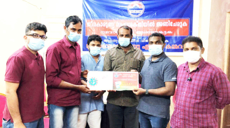 വാക്സിൻ ചലഞ്ചിൽ കൈകോർത്ത് നവോദയ യാംബു ഏരിയ കമ്മിറ്റിയും വാക്സിൻ ചലഞ്ചിൽ കൈകോർത്ത് നവോദയ യാംബു ഏരിയ കമ്മിറ്റിയും