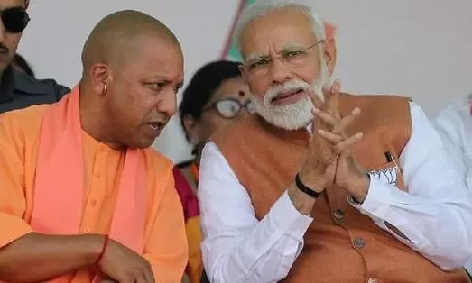 യോഗി സർക്കാറിെൻറ മോശം പ്രതിഛായ പഠിക്കാൻ ആർ.എസ്.എസ് നേതാവിനെ യു.പിയിലേക്ക് അയച്ച് മോദി യോഗി സർക്കാറിെൻറ മോശം പ്രതിഛായ പഠിക്കാൻ ആർ.എസ്.എസ് നേതാവിനെ യു.പിയിലേക്ക് അയച്ച് മോദി