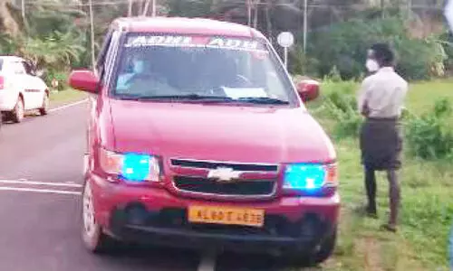 കോവിഡ്​ നിയ​ന്ത്രണ പരിശോധനക്കിറങ്ങിയ സെക്ടറല്‍ മജിസ്‌ട്രേട്ടി​െൻറ വാഹനത്തിന് അള്ളുവെച്ചു; രണ്ടുപേർ അറസ്​റ്റിൽ