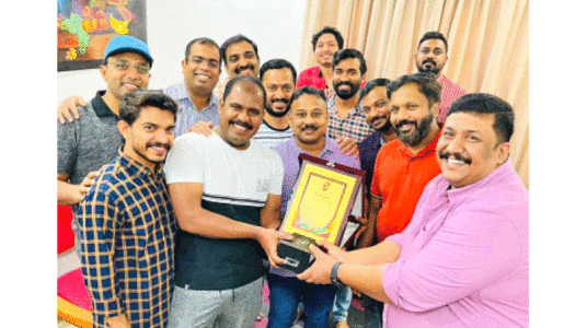 അ​നി ജോ​ർ​ജി​ന്​ സ​ഹ​പ്ര​വ​ർ​ത്ത​ക​ർ യാ​ത്ര​യ​യ​പ്പ്​ ന​ൽ​കി