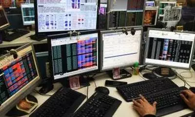 സെൻസെക്​സ്​ വീണ്ടും 60,000ത്തിൽ; നിക്ഷേപകരുടെ ഒഴുക്കുണ്ടാവുമെന്ന പ്രതീക്ഷയിൽ വിപണി