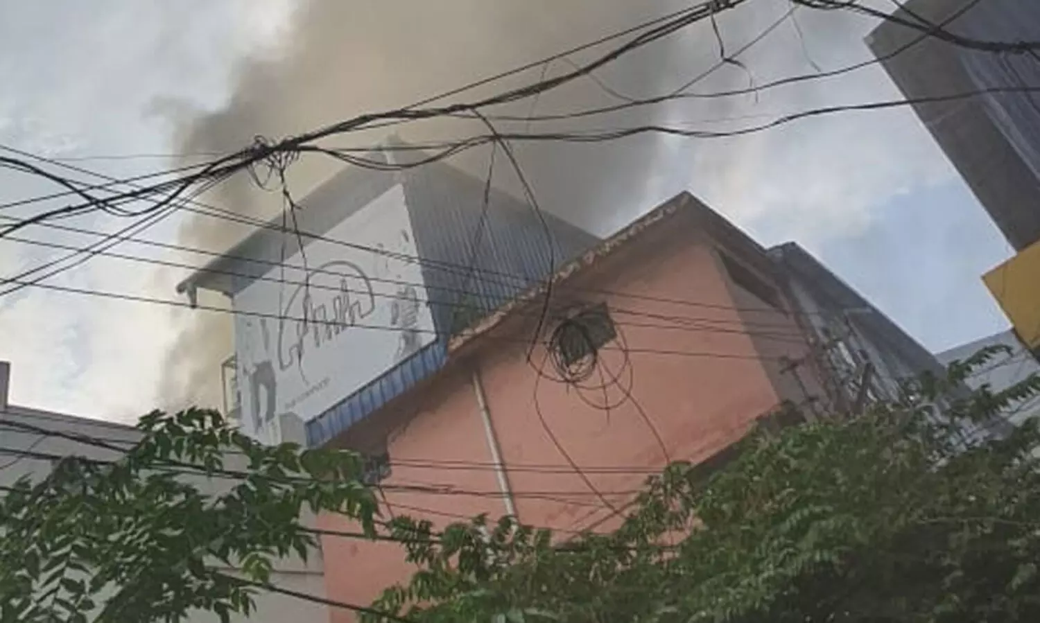 തിരുവനന്തപുരം ചാല മാർക്കറ്റിൽ തീപിടിത്തം