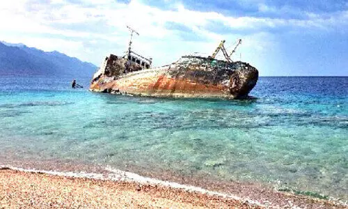 ചെ​ങ്ക​ട​ലി​ലെ ജോ​ർ​ജി​യോ​സ് ജി ​ക​പ്പ​ൽ ശേ​ഷി​പ്പു​ക​ൾ തേ​ടി സ​ന്ദ​ർ​ശ​ക​ർ