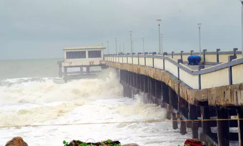 Valiyathura sea bridge