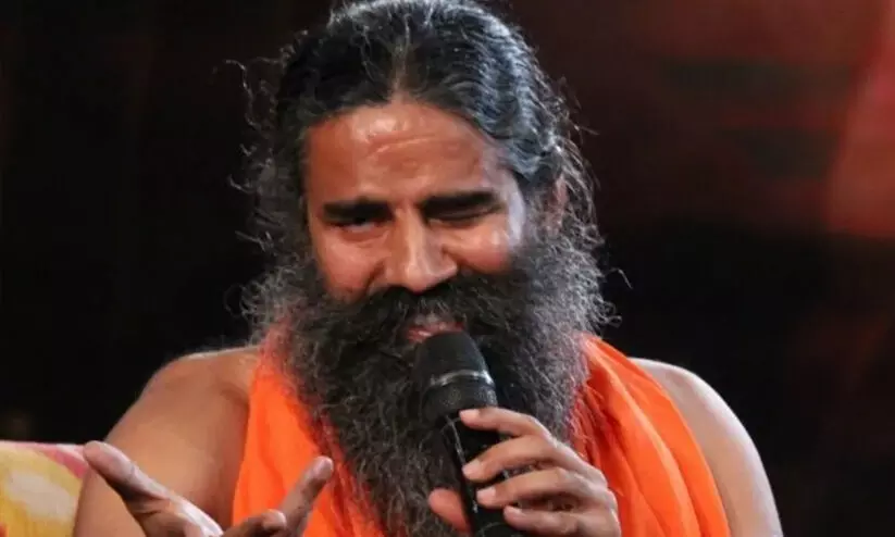 രാംദേവിനെതിരെ പ്രതിഷേധം; കരിദിനം ആചരിച്ച് ഡോക്ടർമാർ