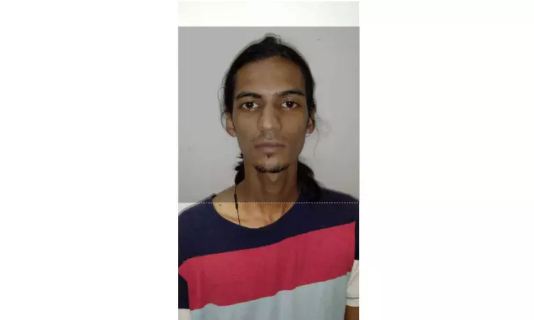 സ്​ത്രീകൾക്കടക്കം ഓണ്‍ലൈനായി കഞ്ചാവ് വില്‍പ്പന നടത്തിയിരുന്നയാൾ പിടിയില്‍