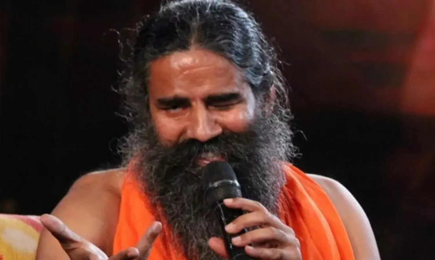 രാംദേവിനെതിരെ പ്രതിഷേധം; കരിദിനം ആചരിച്ച് ഡോക്ടർമാർ