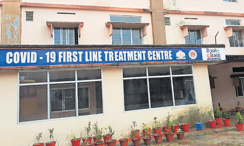 ഹോം ക്വാറൻറീൻ ലംഘിച്ചവരെ ഗൃഹവാസ പരിചരണകേന്ദ്രത്തിലേക്ക് മാറ്റി