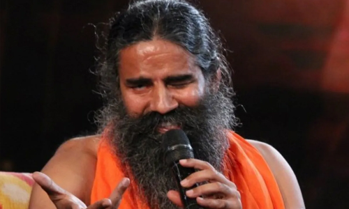 രാംദേവിനെതിരെ പ്രതിഷേധം; കരിദിനം ആചരിച്ച് ഡോക്ടർമാർ