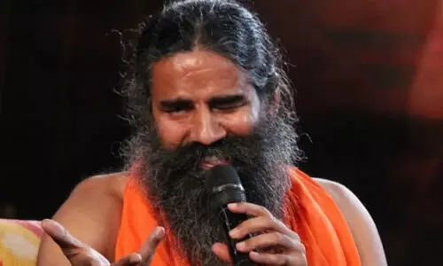 രാംദേവിനെതിരെ പ്രതിഷേധം; കരിദിനം ആചരിച്ച് ഡോക്ടർമാർ