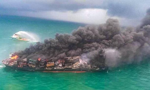 നാളുകൾ കഴിഞ്ഞും അണയാതെ ചരക്കുകപ്പലിലെ തീ; ശ്രീലങ്കയെ കാത്ത്​ വൻ പരിസ്​ഥിതി ദുരന്തം