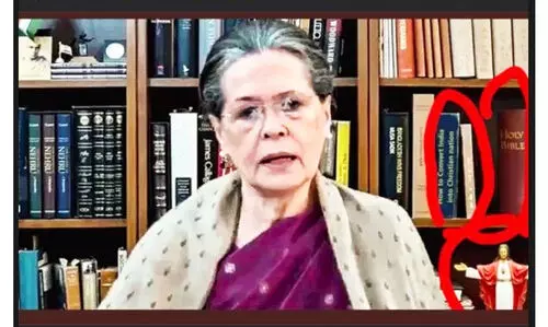 ​ഇന്ത്യയെ എങ്ങനെ ക്രിസ്​ത്യൻ രാജ്യമാക്കാം;ചിത്രം മോർഫ്​ ചെയ്​ത്​ സോണിയ ഗാന്ധിക്കെതിരെ വിദ്വേഷ പ്രചാരണം