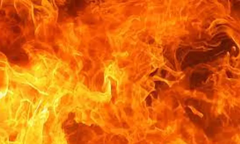 ചാലയിലെ തീപിടിത്തം; 25 ലക്ഷം രൂപയുടെ നഷ്ടമെന്ന് പ്രാഥമിക കണക്ക് ചാലയിലെ തീപിടിത്തം; 25 ലക്ഷം രൂപയുടെ നഷ്ടമെന്ന് പ്രാഥമിക കണക്ക്