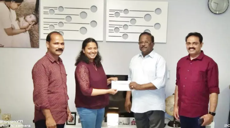 കേ​ര​ള​ത്തി​ന്​ കൈ​ത്താ​ങ്ങാ​യി വേ​ൾ​ഡ് മ​ല​യാ​ളി ഫെ​​ഡ​​േറ​ഷ​ൻ