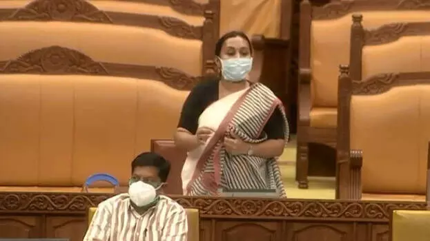 കേരള സാംക്രമിക രോഗങ്ങൾ ബില്ലിെൻറ നിയമസാധുതയിൽ ആശങ്കപ്പെട്ട് പ്രതിപക്ഷം കേരള സാംക്രമിക രോഗങ്ങൾ ബില്ലിെൻറ നിയമസാധുതയിൽ ആശങ്കപ്പെട്ട് പ്രതിപക്ഷം