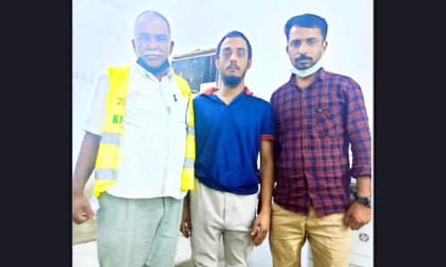 അ​ഞ്ചു കൊ​ല്ല​ത്തെ ജ​യി​ൽ വാ​സ​ത്തി​നൊ​ടു​വി​ൽ മ​ല​യാ​ളി നാ​ട​ണ​ഞ്ഞു