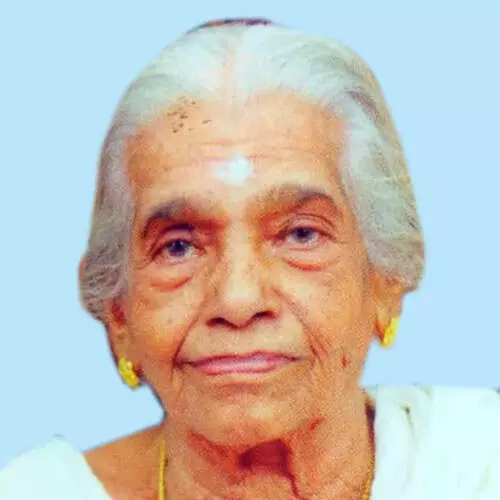 ദേ​വ​കി അ​മ്മ