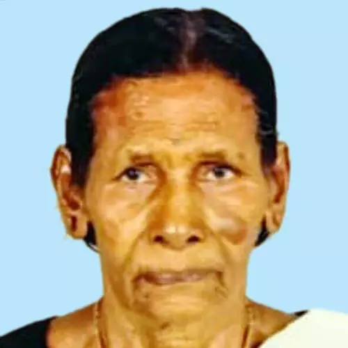 കൊ​ച്ചു​പ്പെ​ണ്ണ്