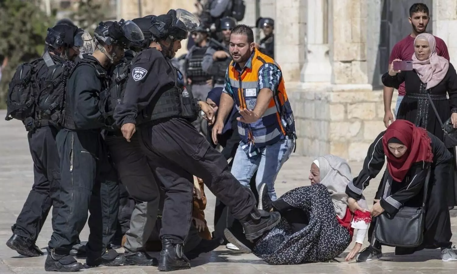 israel attack on palestine