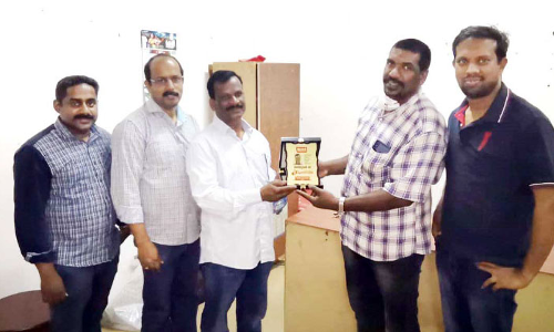 കേ​ളി യാ​ത്ര​യ​യ​പ്പ് ന​ൽ​കി