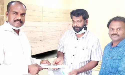 പ​തി​റ്റാ​ണ്ടി​നു​ മു​മ്പു​ള്ള ക​ള്ള​ക്കേ​സ്​: വി​മാ​ന​ത്താ​വ​ള​ത്തി​ൽ​നി​ന്ന്​ െപാ​ലീ​സ്​ അ​റ​സ്​​റ്റ്​ ചെ​യ്​​ത മ​ല​യാ​ളി​ക്ക്​ മോ​ച​നം