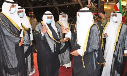 സൗദി സന്ദർശനം കഴിഞ്ഞ് കിരീടാവകാശി തിരിച്ചെത്തി സൗദി സന്ദർശനം കഴിഞ്ഞ് കിരീടാവകാശി തിരിച്ചെത്തി