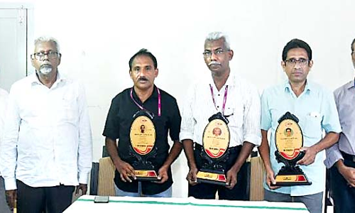 മാധ്യമത്തിൽനിന്ന്​ വിരമിച്ചവർക്ക്​ യാത്രയയപ്പ്​ നൽകി