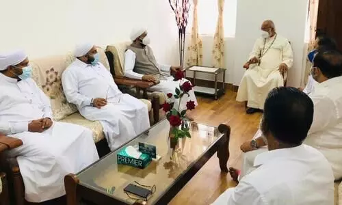 ഐക്യസന്ദേശം; ആലഞ്ചേരിയെ സുന്നി നേതാക്കൾ സന്ദർശിച്ചു