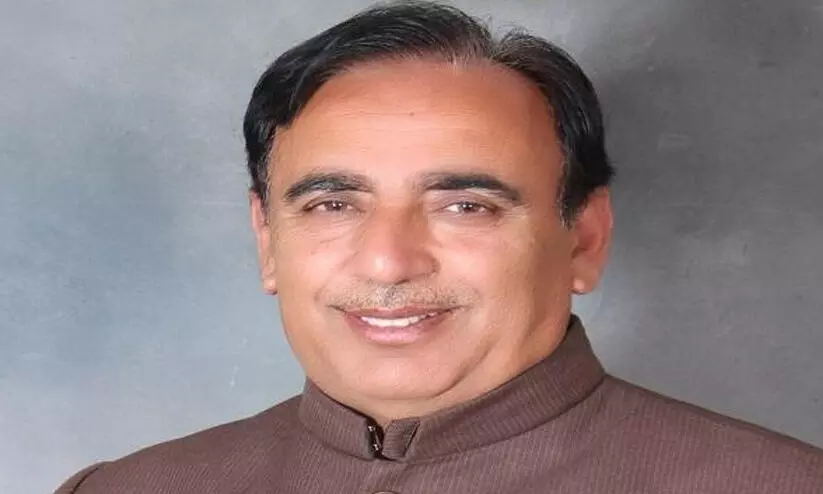 കോവിഡ് ബാധിതനായിരുന്ന ബി.ജെ.പി എം.എൽ.എ അന്തരിച്ചു കോവിഡ് ബാധിതനായിരുന്ന ബി.ജെ.പി എം.എൽ.എ അന്തരിച്ചു