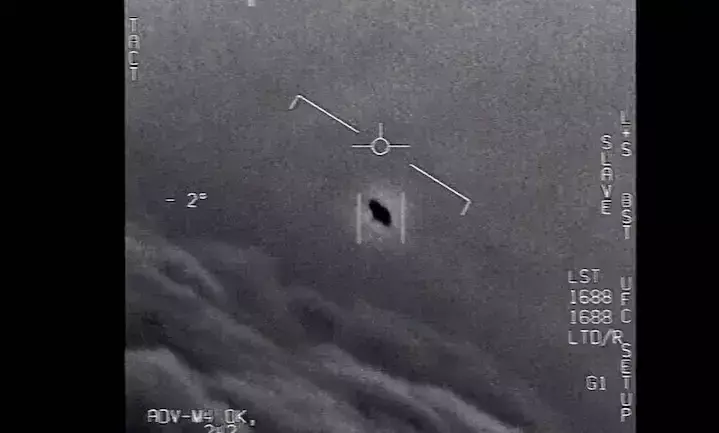 പറക്കുംതളികയിലേറി അന്യഗ്രഹ ജീവികൾ ഇപ്പോഴും വരുന്നുണ്ടോ? അന്വേഷണം സജീവമാക്കാൻ നാസ പറക്കുംതളികയിലേറി അന്യഗ്രഹ ജീവികൾ ഇപ്പോഴും വരുന്നുണ്ടോ? അന്വേഷണം സജീവമാക്കാൻ നാസ