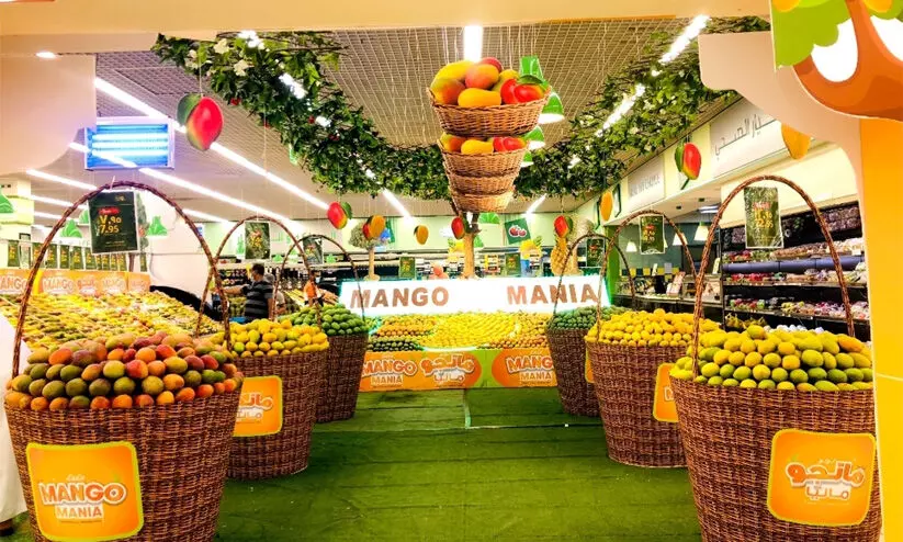 ലുലു ഹൈപ്പര്‍ മാര്‍ക്കറ്റുകളില്‍ മംഗോ മാനിയക്ക് തുടക്കമായി