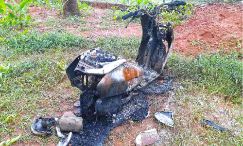 chokli scooter burnbed