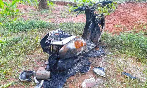 chokli scooter burnbed