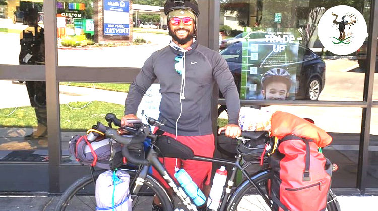 അമേരിക്കൻ കാഴ്ചകൾ സൈക്കിളിൽ കറങ്ങികണ്ട് സൗദി യുവാവ് അമേരിക്കൻ കാഴ്ചകൾ സൈക്കിളിൽ കറങ്ങികണ്ട് സൗദി യുവാവ്