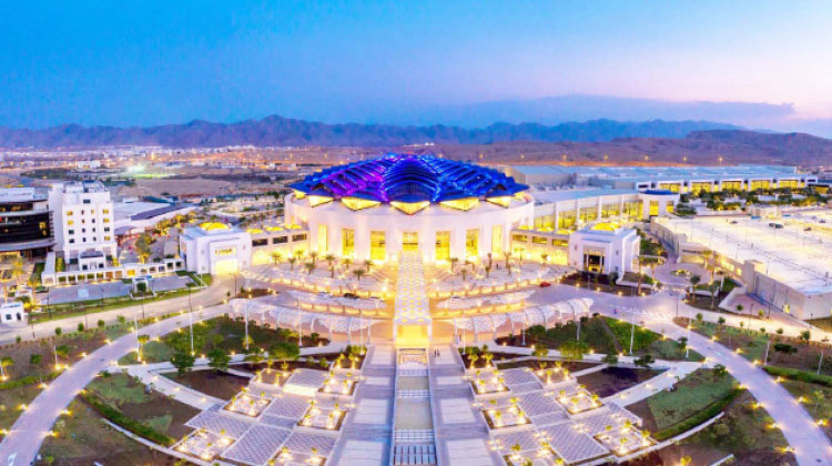 ഒ​​മാ​​ൻ ക​​ൺ​​വെ​​ൻ​​ഷ​​ൻ സെൻറ​​ർ തു​​റ​​ക്കു​​ന്നു; ഒ​​രു വ​​ർ​​ഷ​​ത്തി​​നു​​ശേ​​ഷം